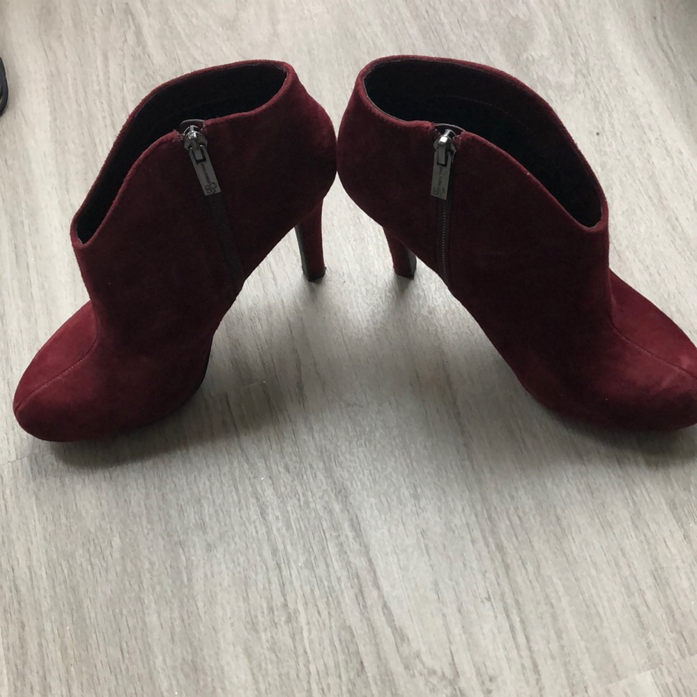 Booties - Picture 4 of 4